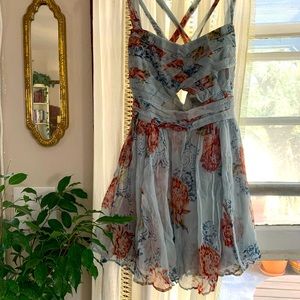 Kimchi Blue | Floral Romper | size 4 |